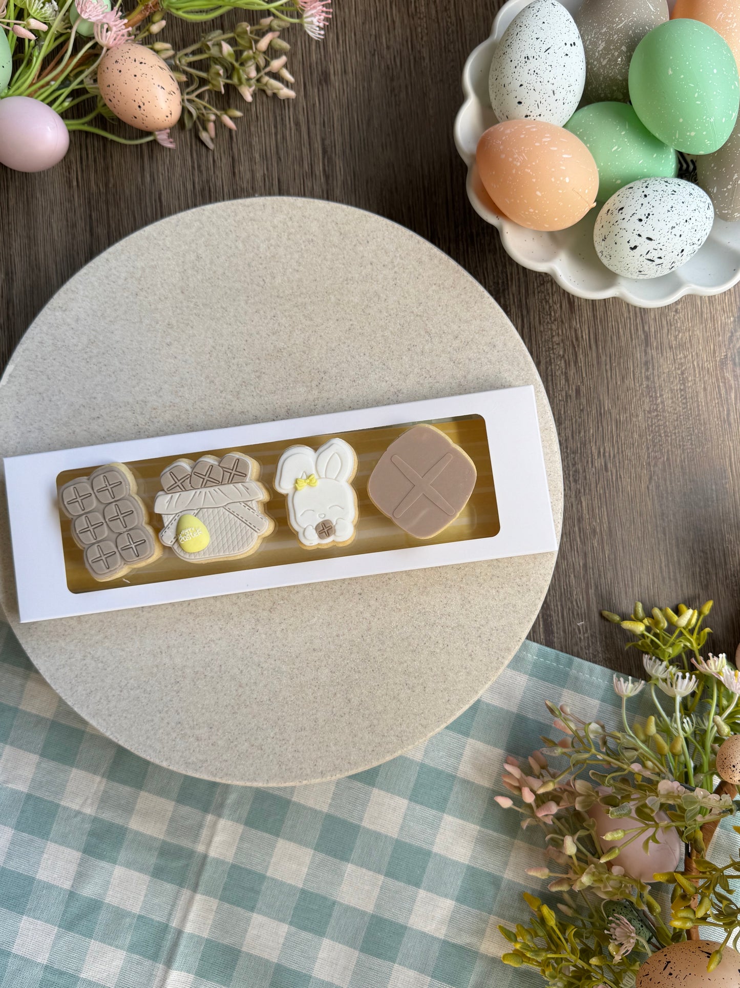 Hot Cross Bun boxed minis