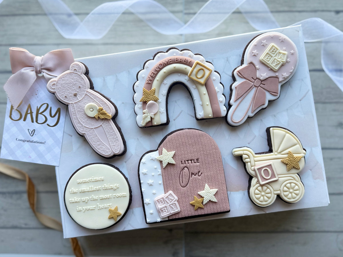 Lemon /Neutral New Baby Cookie Gift Box